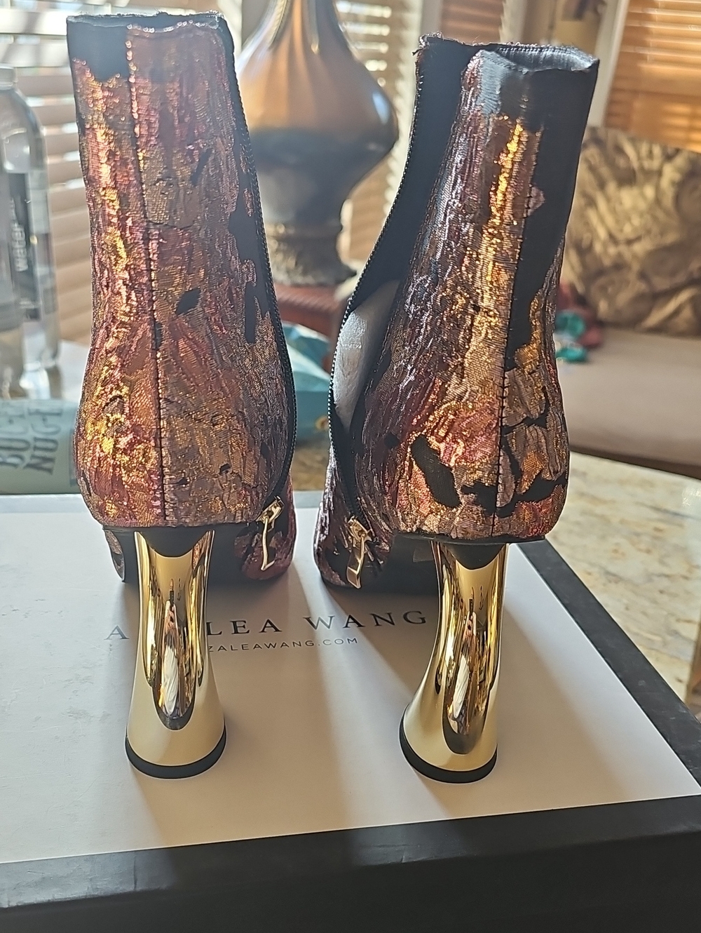 Azalea Wang  Metallic Pink & Gold Brocade Pointed Ankle Boot W Sculpted Heel - Picture 4 of 5